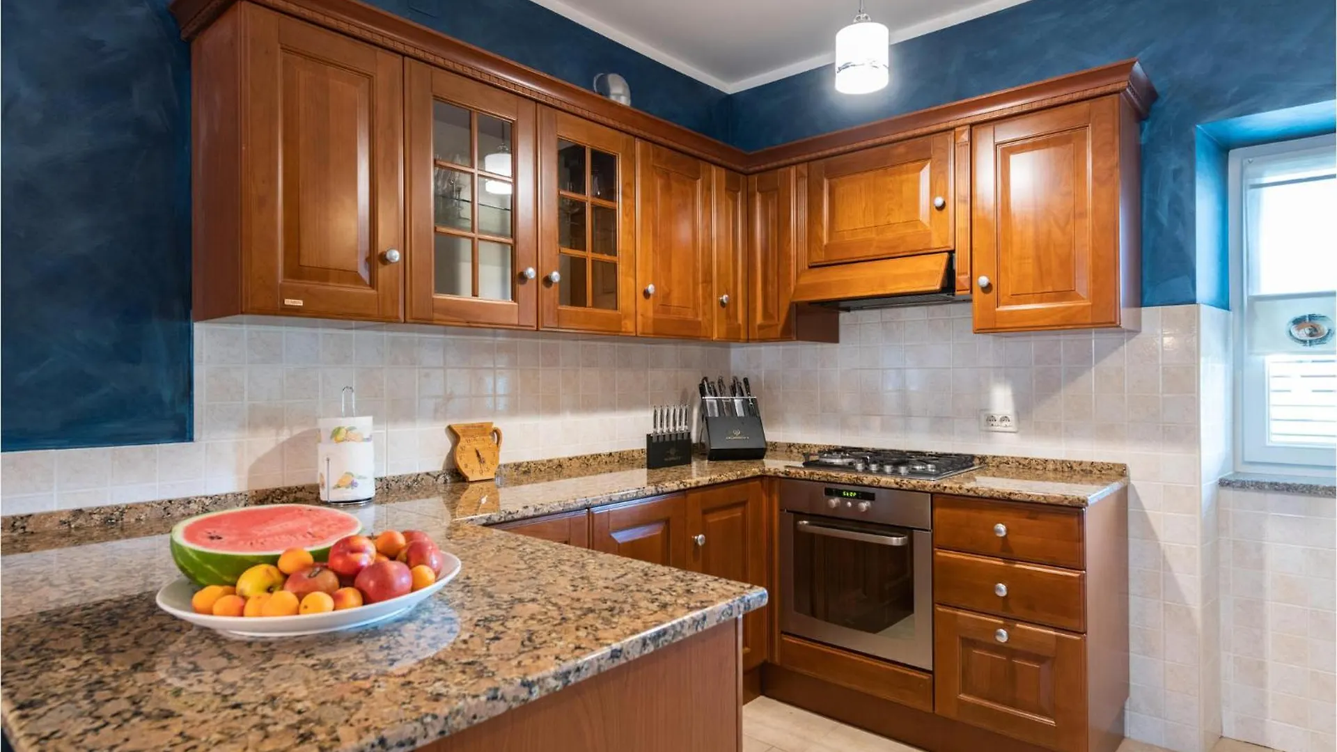 Awesome Home In Šumber