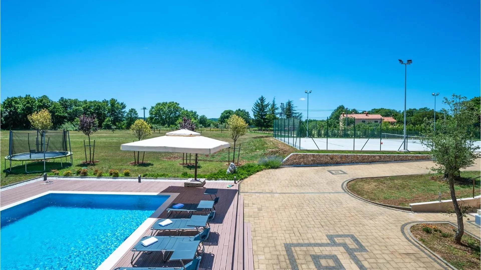 Awesome Home In Šumber Dom wakacyjny